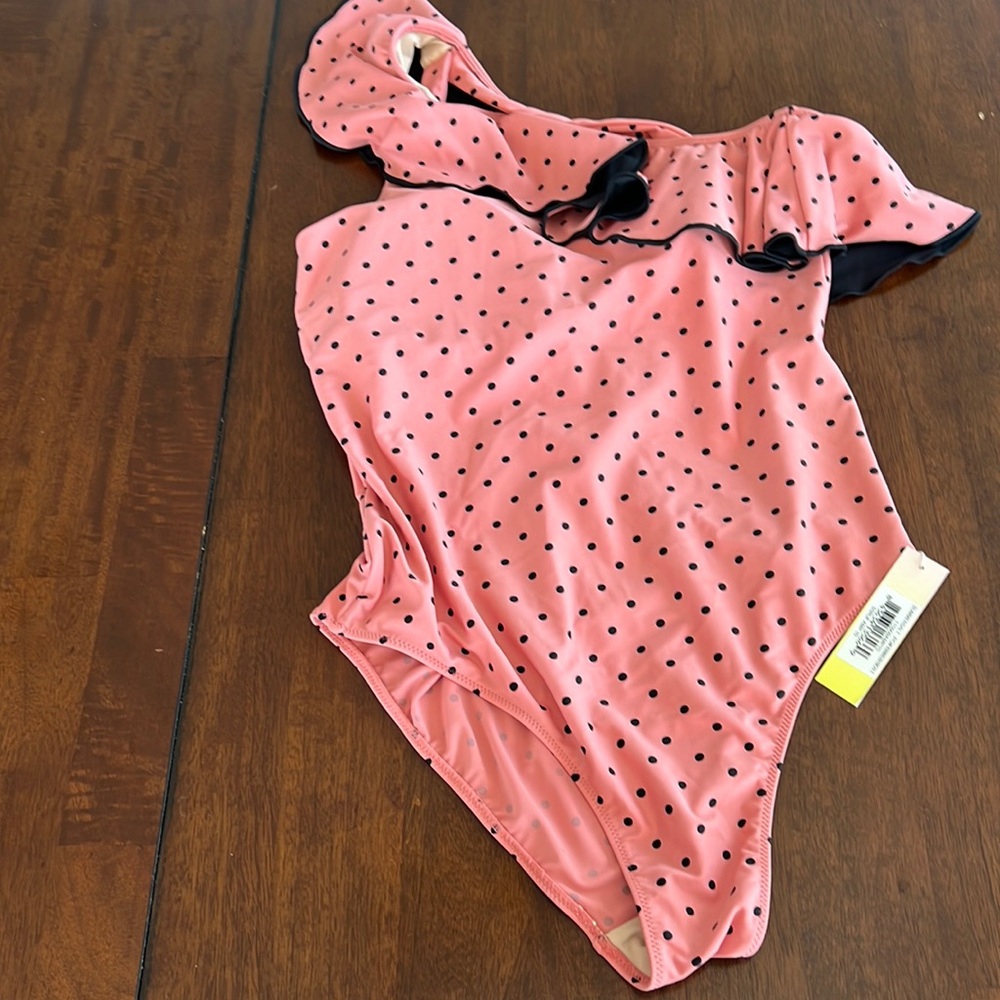 Summersalt one piece nwt.